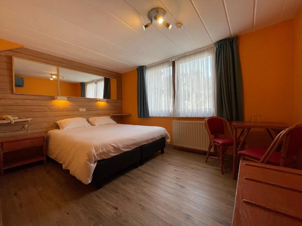 Hotel Les Arcades - La-Roche-En-Ardenne מראה חיצוני תמונה